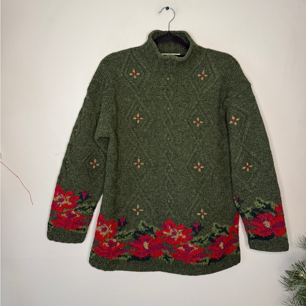 100% Pure Wool Vintage Sweater with Red Floral Design